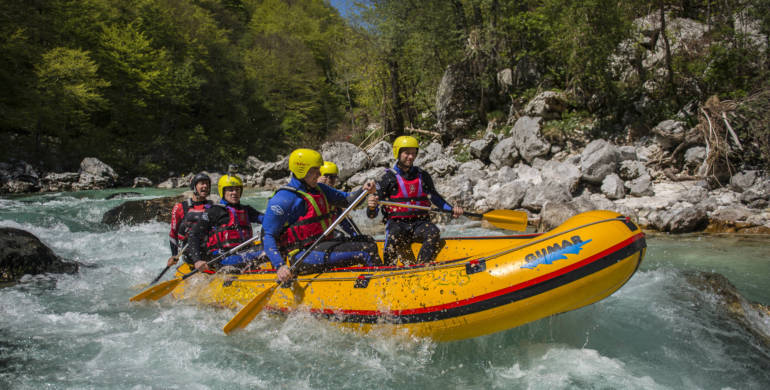 Klasični rafting na Soči